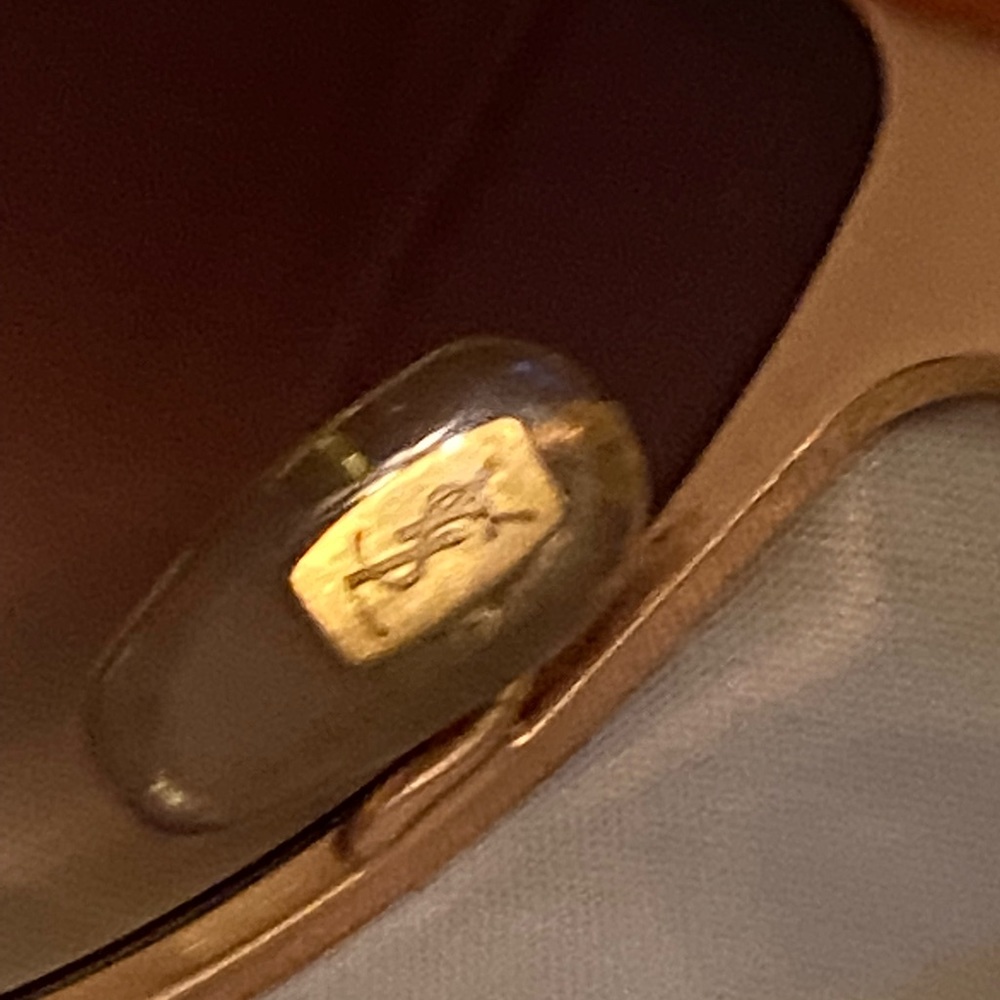 YSL sunglasses used but in mint condition for used glasses - Picture 4 of 11